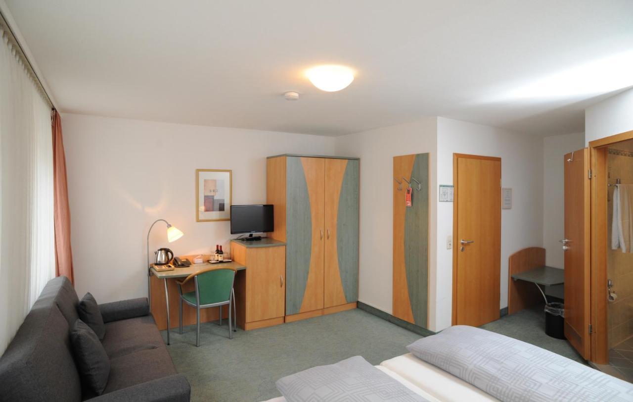 Central-Classic Hotel Stoccarda Esterno foto